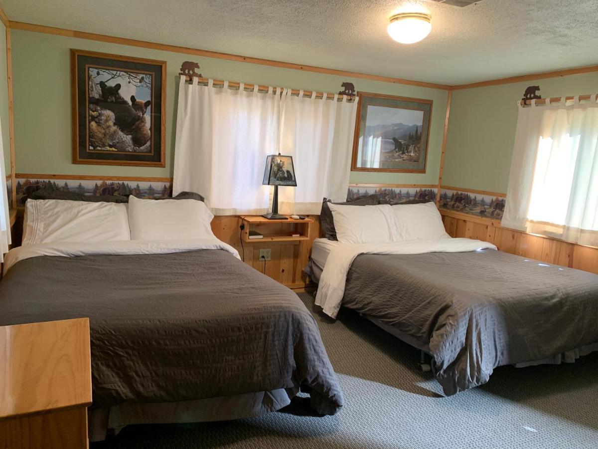Glacier Haven Inn Pinnacle Екстериор снимка