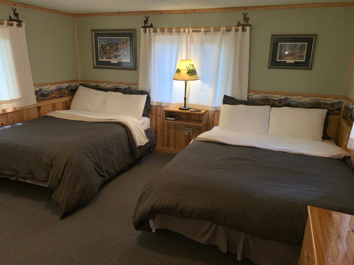 Glacier Haven Inn Pinnacle Екстериор снимка