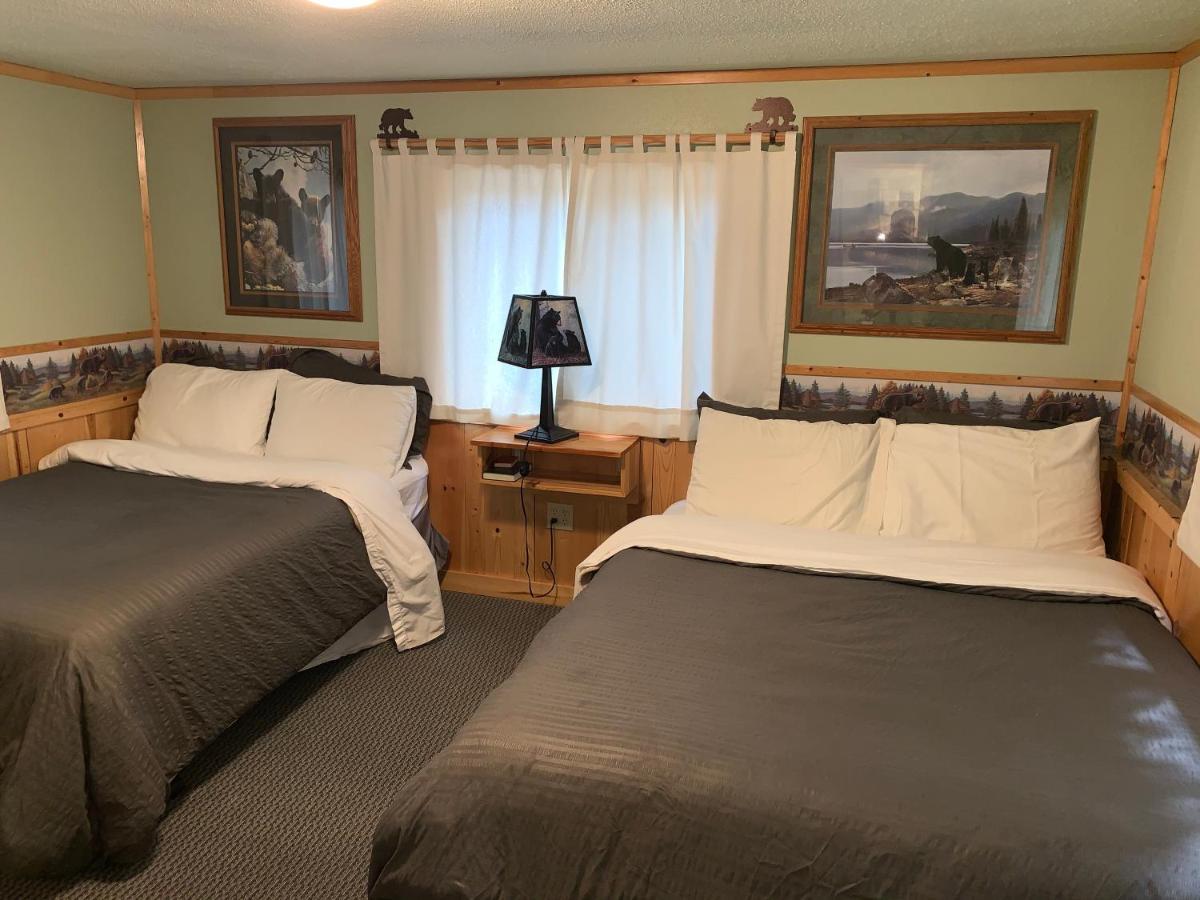 Glacier Haven Inn Pinnacle Екстериор снимка