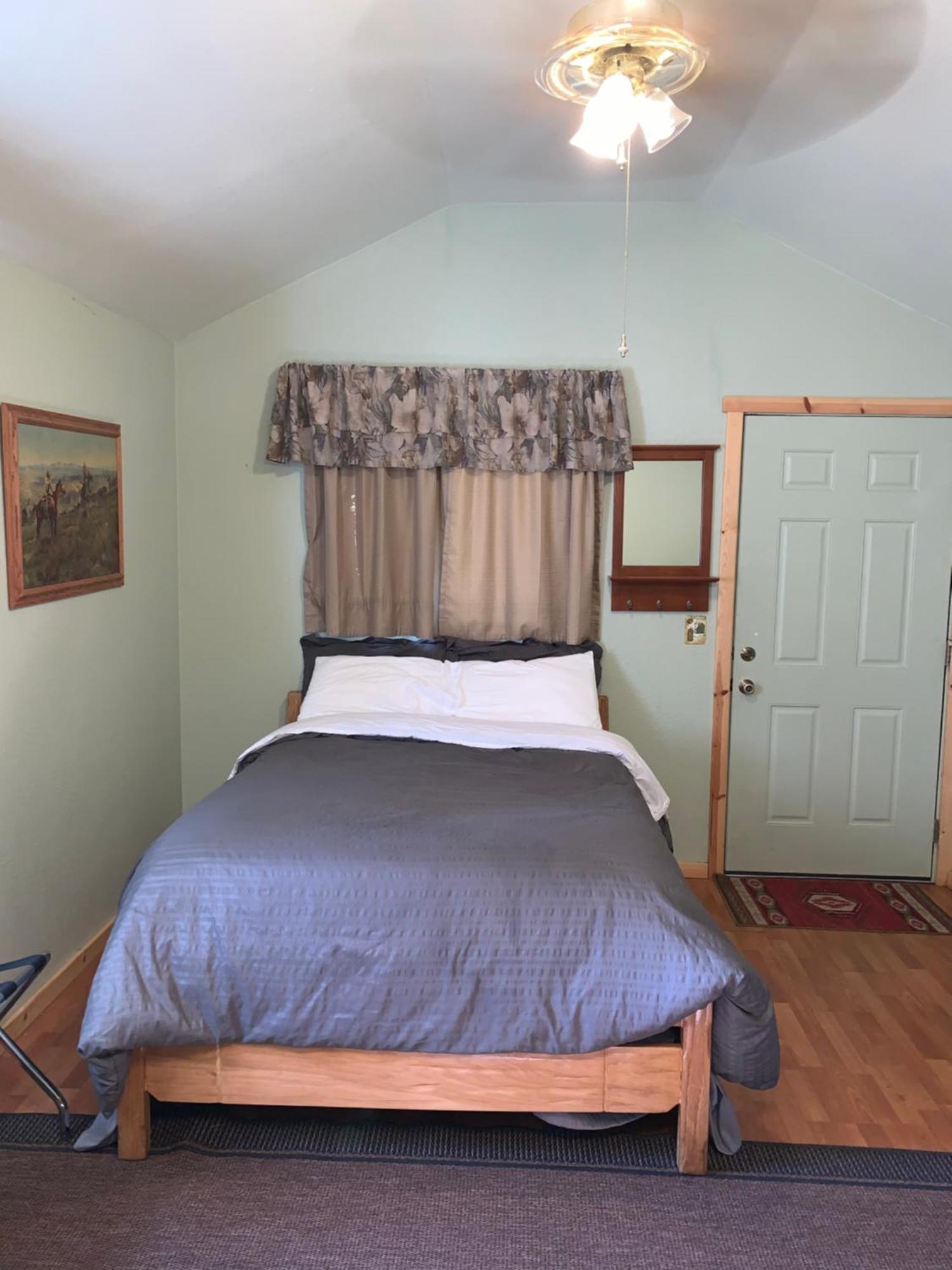 Glacier Haven Inn Pinnacle Екстериор снимка